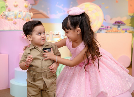 Maria Isabella 6 anos e João Gabriel 2 anos