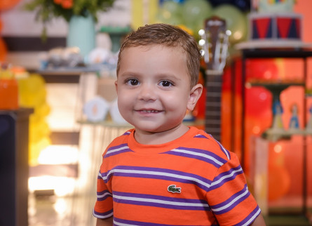 03 Anos Theo