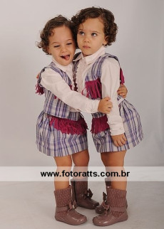 Book Julia e Luiza dia 28/04/2011