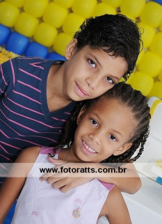 Aniversário 06 Anos Vallery e 10 Anos Iurgan dia 29/09/2012 no Colossu Buffet.