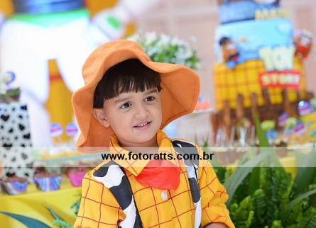 Aniversário 05 Anos Matheus dia 01/08/2013 no Colossu Buffet.