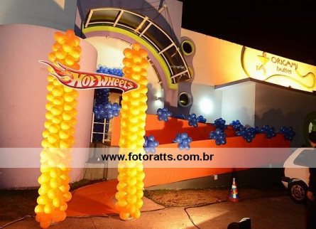 Decoração Hot Wheels Anjo Barroco.