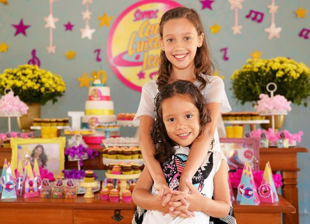 10 Anos Ana Luisa & 05 Anos Isadora