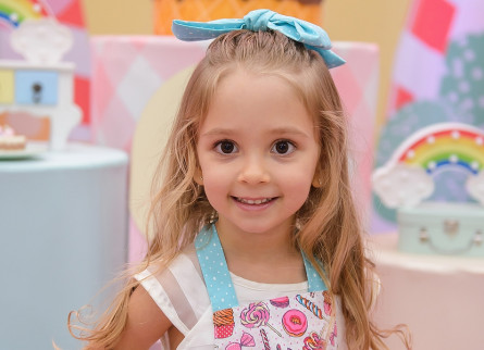 03 Anos Esther